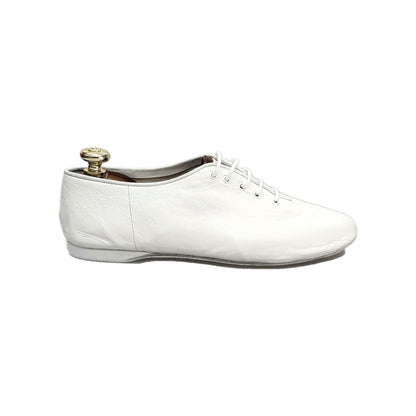 Scarpa jazz Cahetel White di Wish Dance Shop in pelle bianca, comoda e elegante, ideale per danza jazz.