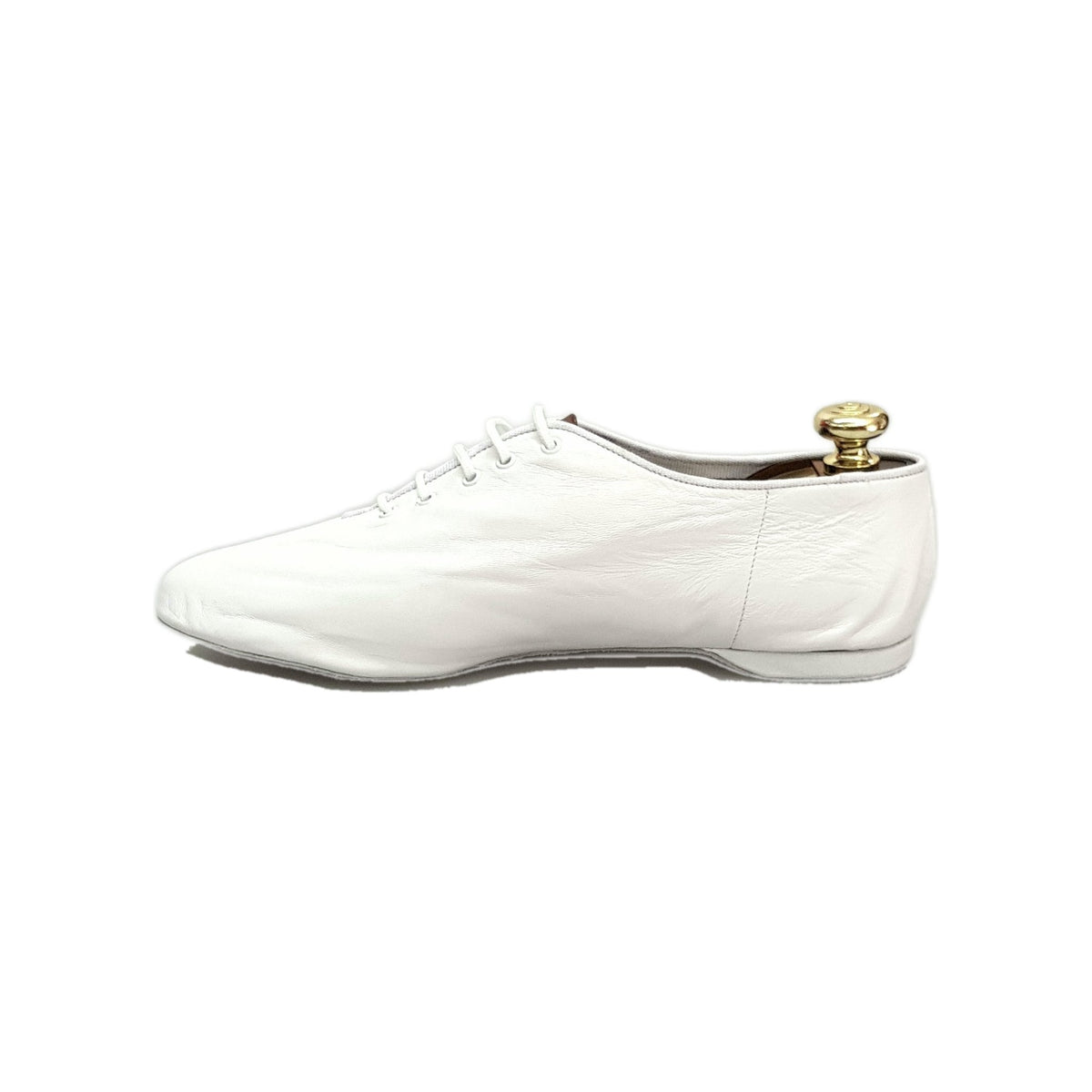 Scarpa jazz bianca Cahetel White (J04) in pelle con design comodo, ideale per danza, marca Wish Dance Shop.