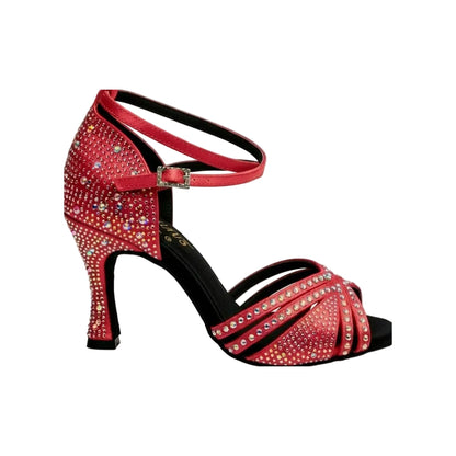 Scarpa da ballo donna LULY Dreams Red in raso rosso con cinturino incrociato, strass e tacco a rocchetto.