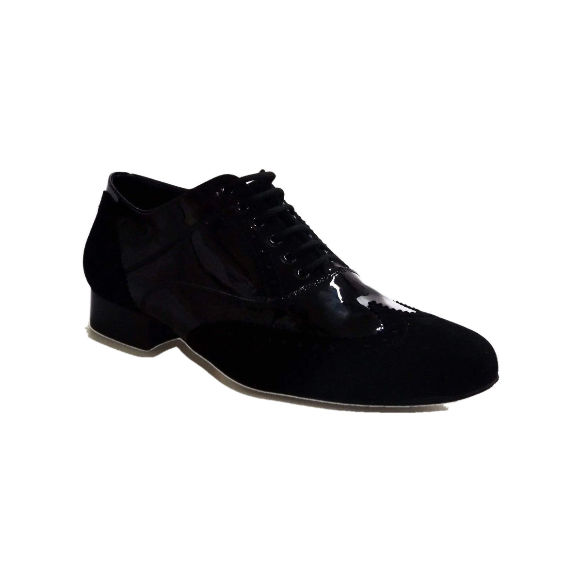 Stringata Oxford Brogue da Ballo Uomo in Camoscio e Vernice Nera | Artigianale ADONE Wish Dance, dettaglio chiusura