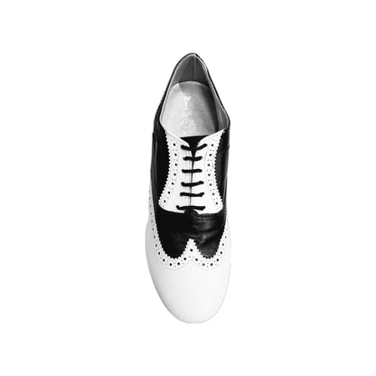 Stringata Coda di Rondine Mod. Oxford Brogue Scarpa in Pelle Bianca e Pelle Nera Forma Tonda Adone, vista posteriore