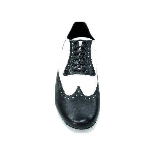 Scarpa stringata Adone MS14 in pelle nera e bianca, forma tonda, stile Oxford Brogue, marca Wish Dance Shop