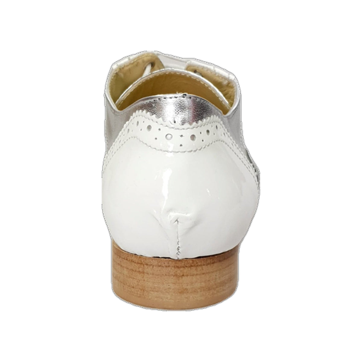 Stringata Coda di Rondine Mod. Oxford Brogue Scarpa in Vernice Bianca e Pelle Argento Forma Tonda Adone, vista indossata