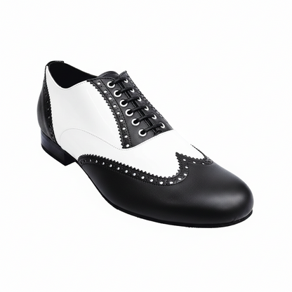 Adone (MS14) - Acordonado cola de milano Mod. Oxford Brogue Zapatos de charol negro y charol blanco Horma redonda