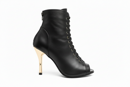 Stivaletto Wish Dance Shop Alexis White Angel in pelle bianca con zip, tacco a spillo in alluminio laminato argento.