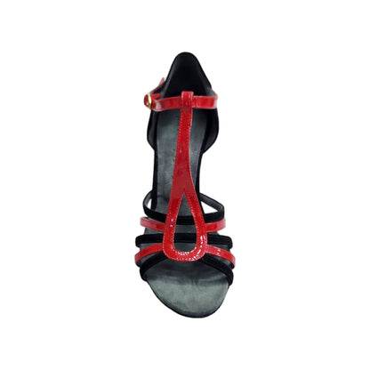 Sandalo donna Wish Dance Diletta in camoscio nero con strisce, tacco sottile smaltato nero e dettagli in vernice rossa.