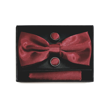 Set papillon in seta rosso granata con pochette e gemelli modello classico, elegante accessorio da uomo.
