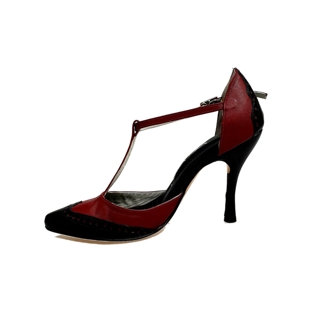 Scarpa donna Odette TS53 V di Wishdance, chiusa, in pelle bordò e nera, con design elegante e dettagli raffinati.