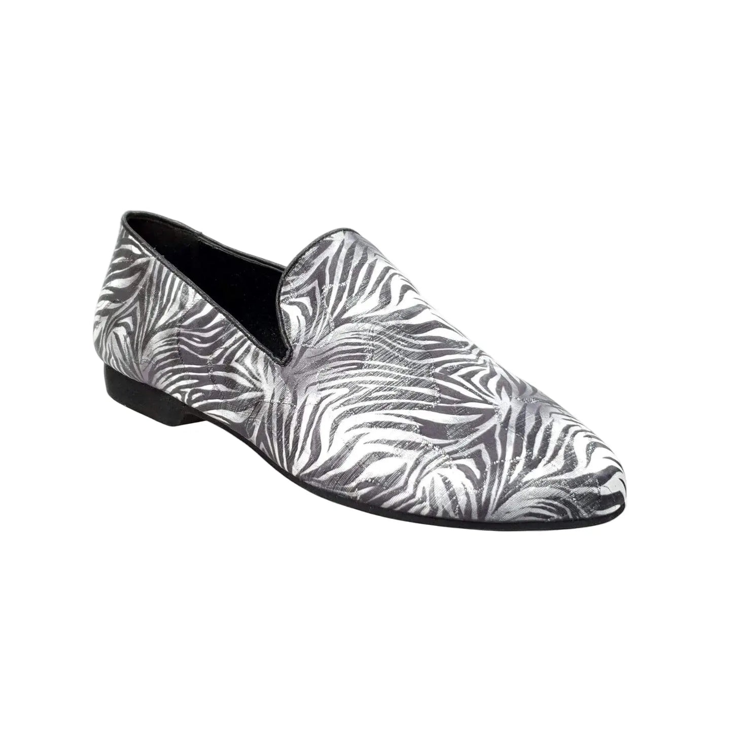 Scarpa mocassino da uomo Wish Dance Shop in tessuto fantasia giungla grigia, con dettagli lavorati e stile casual elegante.