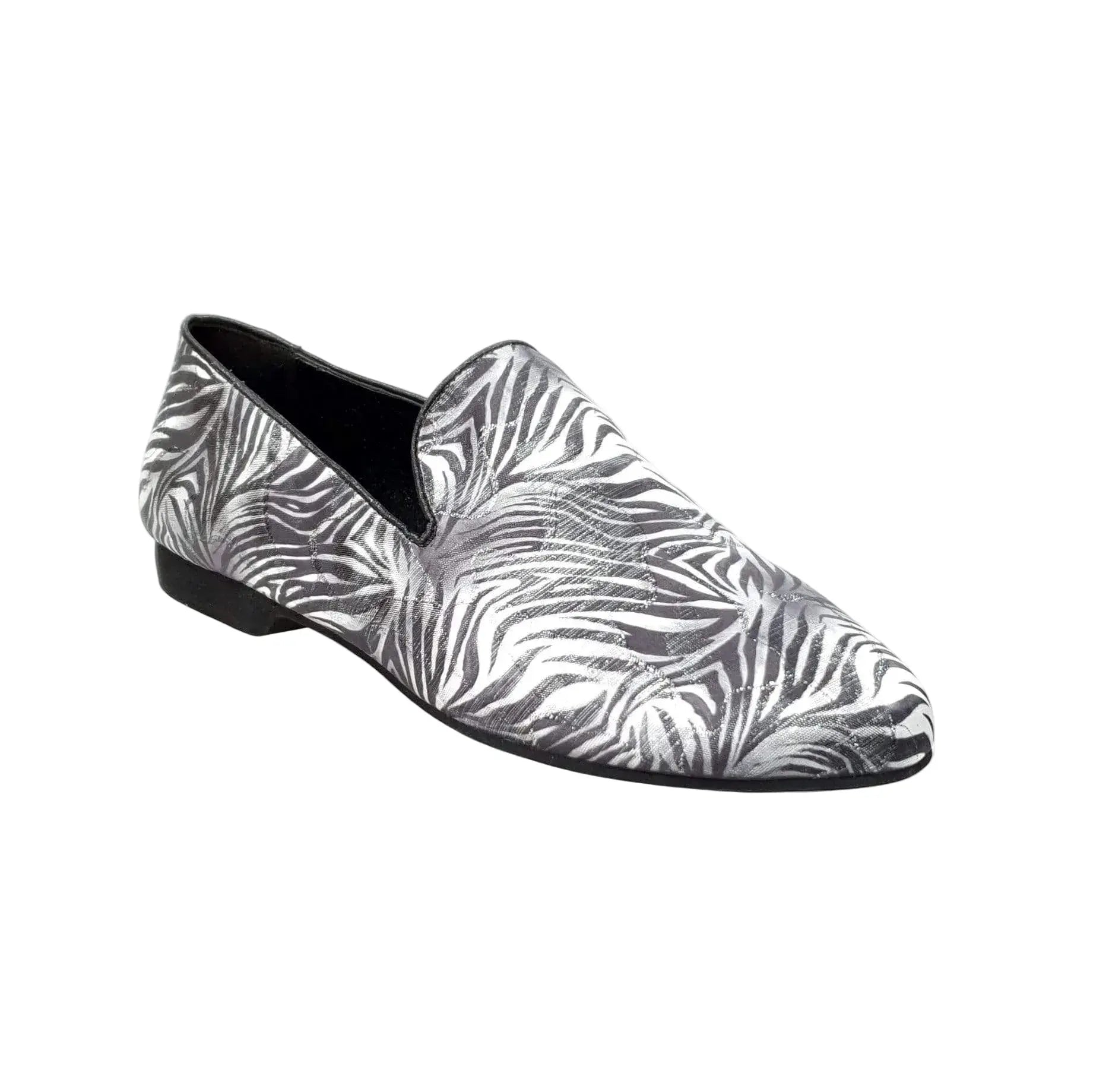 Scarpa mocassino da uomo Wish Dance Shop in tessuto fantasia giungla grigia, con dettagli lavorati e stile casual elegante.