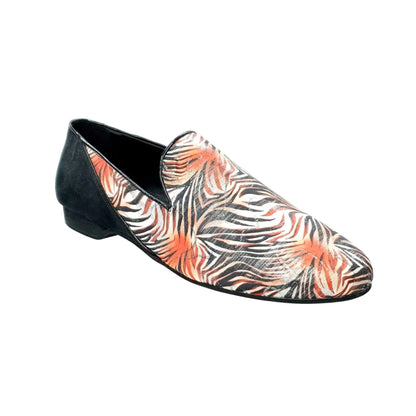 Mocassino da uomo Serse (800B) in tessuto fantasia giungla rossa con tallone in camoscio nero, scarpa Wish Dance Shop