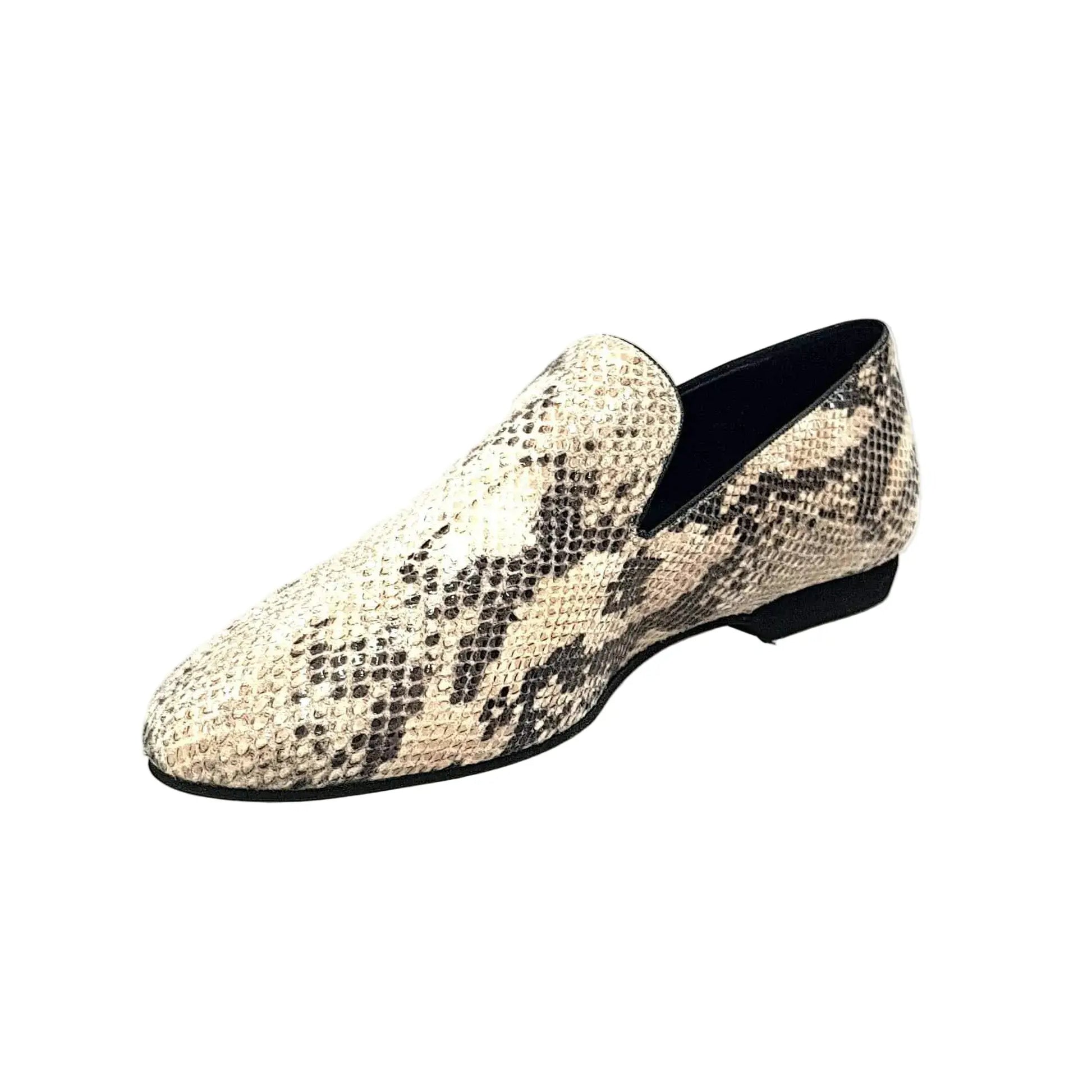 Scarpa mocassino da uomo in pitone beige Wish Dance Shop, elegante e alla moda, con dettagli raffinati.
