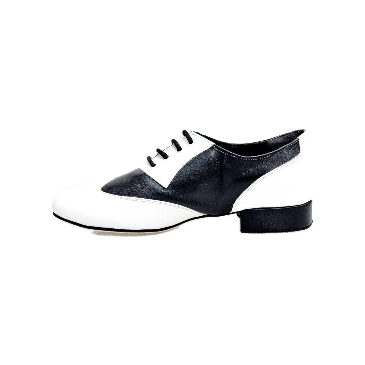Stringate a coda di rondine Wish Dance Shop, modello Oxford in pelle bianca e nera, scarpe eleganti da uomo.