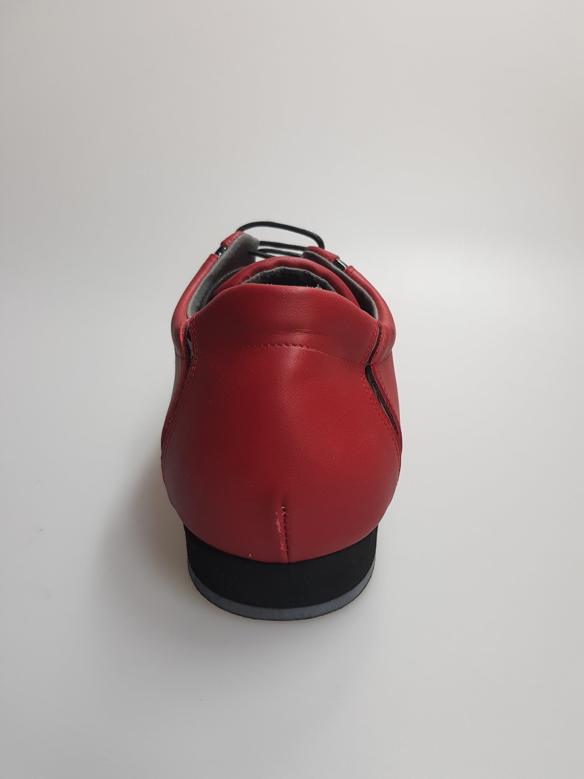 Scarpa Antony 115H Wish Dance Shop da uomo in pelle rossa con inserti in vernice nera, stile sneakers moderno e alla moda