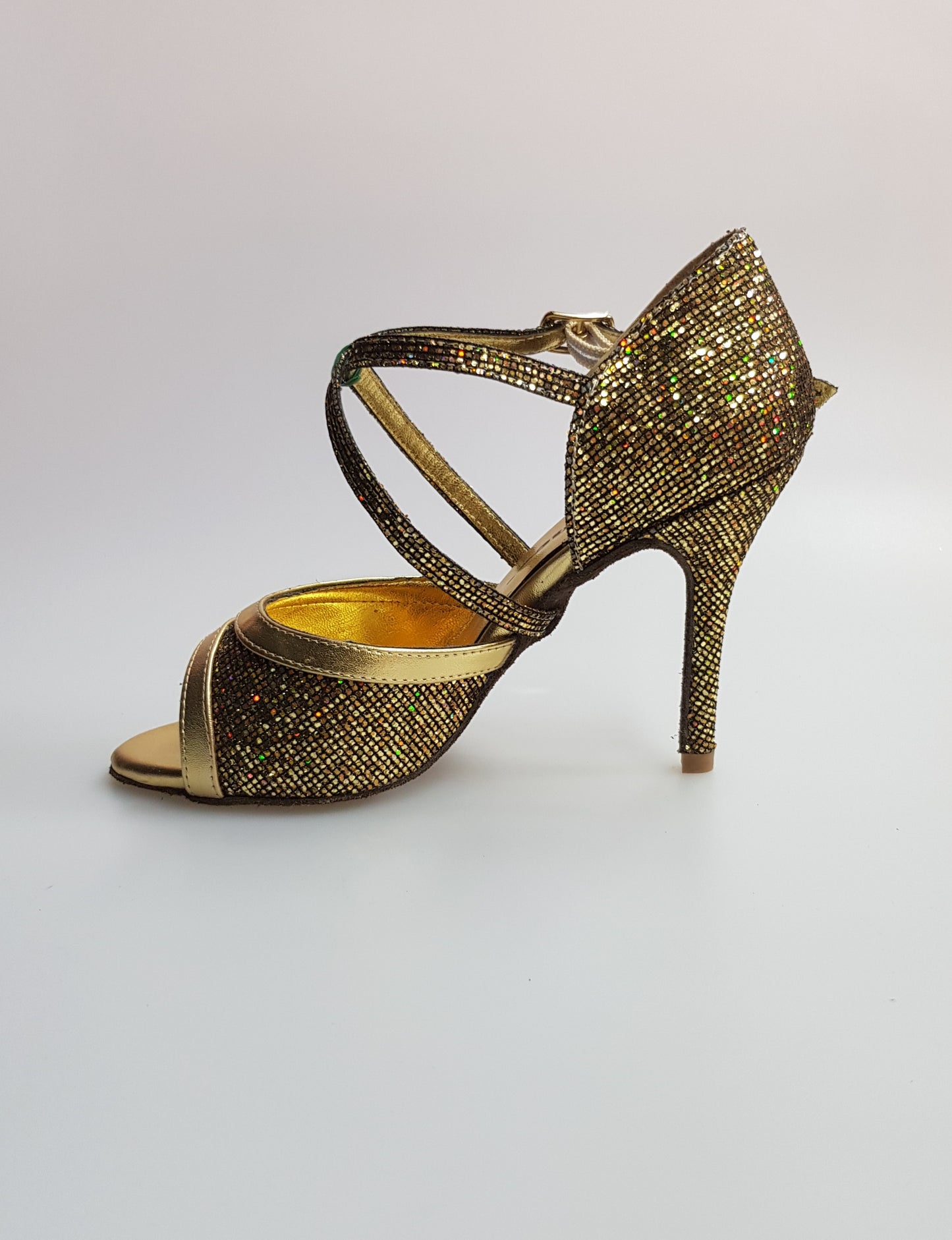 Sandalo donna Wendi/BO-N Wish Dance Shop in pelle e dettagli oro, stile elegante con suola in boreale oro.