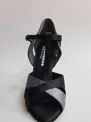 Load image into Gallery viewer, 32QTN (1100) - Women&#39;s Shoe in Black Satin Silk and Carbon gray Glitter
