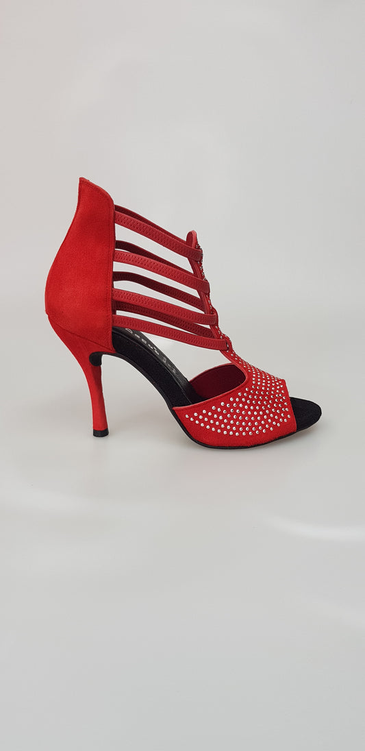 Sandalo donna Hera (460) in camoscio rosso con borchie a specchio e tacco a spillo, di Wish Dance Shop.