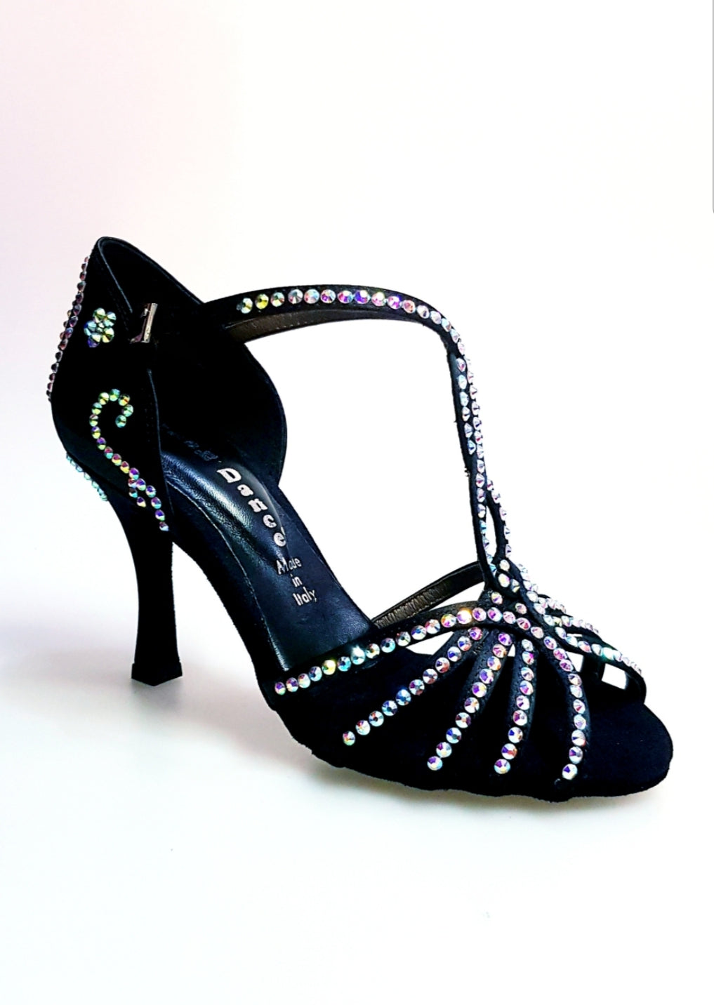 Scarpa da donna Infinity Plus (BI-Flex) in raso seta nero con Swarovski, disegno bastone papale e suola extraflex per danza.