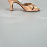 Load image into Gallery viewer, Ely QB (32QB N) - Scarpa Da ballo Basica da Donna in Raso Seta Carne Cinturino doppio alla caviglia tacco a Rocchetto
