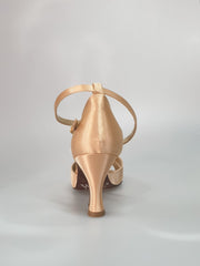 Load image into Gallery viewer, Ely QB (32QB N) - Scarpa Da ballo Basica da Donna in Raso Seta Carne Cinturino doppio alla caviglia tacco a Rocchetto
