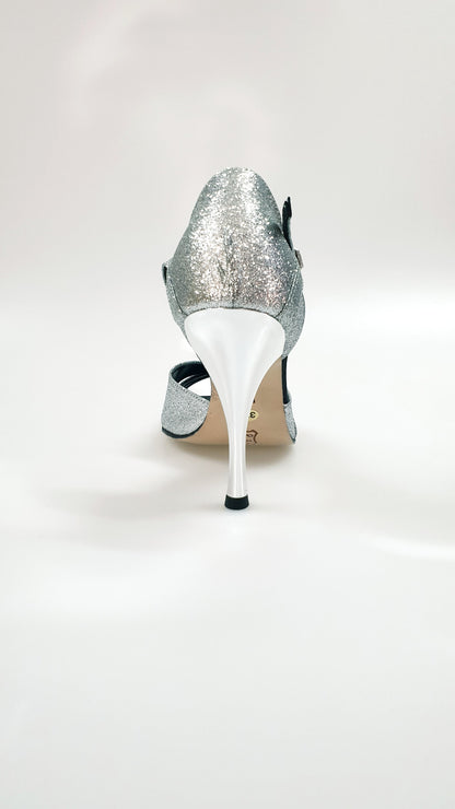 Scarpa da donna Ely 620 in glitter argento, elegante e brillante, con suola in gomma e design alla moda.