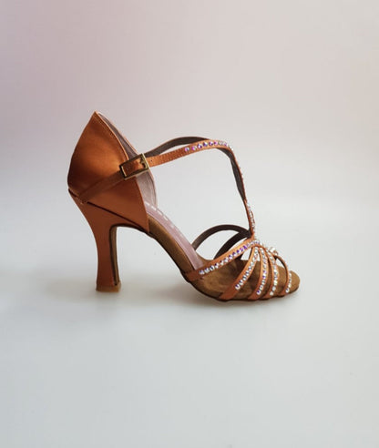 Scarpa da donna Infinity BI-Flex in raso seta bronzo con Swarovski parziali e suola extraflex per competizione.