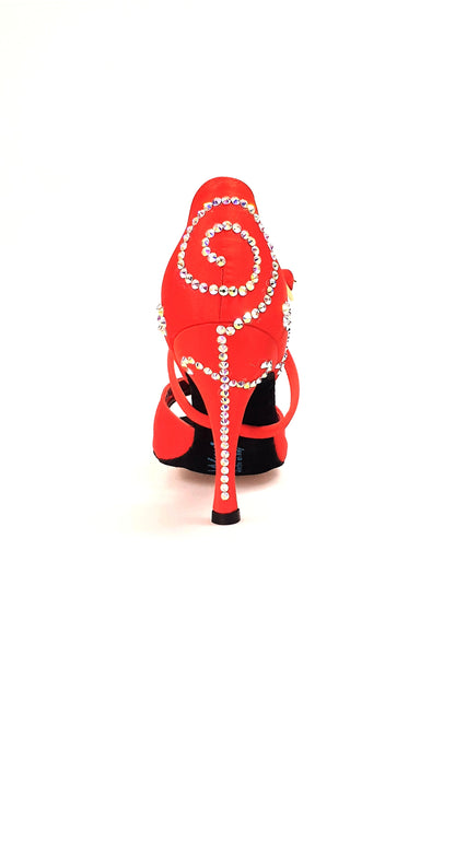 Scarpa da donna Wish Dance Shop Gravity SW QC in raso seta rosso con Swarovski, cinturino incrociato e design elegante.