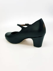 Load image into Gallery viewer, Carmen (B) - Flamenco Decoltè Shoe in Black Leather with Handstuffed Nails
