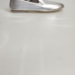 Load image into Gallery viewer, 800 (VB) - Silver Leather Shoe with White Profile

