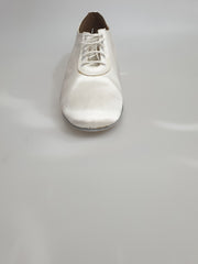 Load image into Gallery viewer, 106H - Ivory White Satin Shoe
