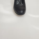 Load image into Gallery viewer, 207V - Curled Decoltè Shoe from Standard Black Leather
