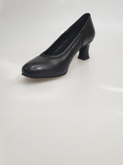 Load image into Gallery viewer, 207V - Curled Decoltè Shoe from Standard Black Leather
