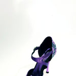 Load image into Gallery viewer, Leonor (676Y) - Woman&#39;s Shoe in Caracas Lilac Flowered Silk Satin
