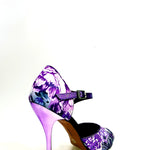Load image into Gallery viewer, Leonor (676Y) - Woman&#39;s Shoe in Caracas Lilac Flowered Silk Satin
