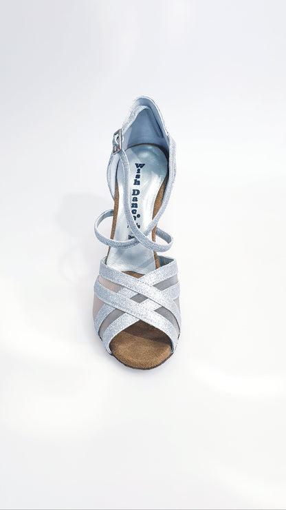 Scarpa da donna Wishdance Melany QC in glitter argento con cinturino incrociato e tacco rocchetto, dettaglio di design elegante.
