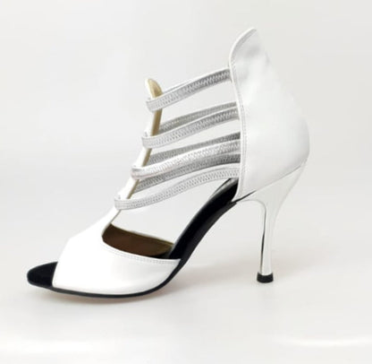 Sandalo donna MILITE Silver Wish Dance Shop in pelle bianca con elastici argento e tacco a spillo laminato argento.