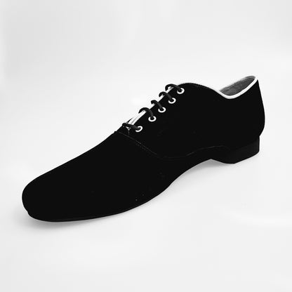 Scarpa da uomo Wish Dance Shop Esteban MS07 KIMA stringata Oxford in camoscio nero con ricamo bianco, forma tonda.