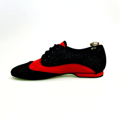 Scarpa jazz Billie Diablo Wish Dance Shop con glitter nero e dettagli in pelle rossa, design elegante e confortevole per ballo.