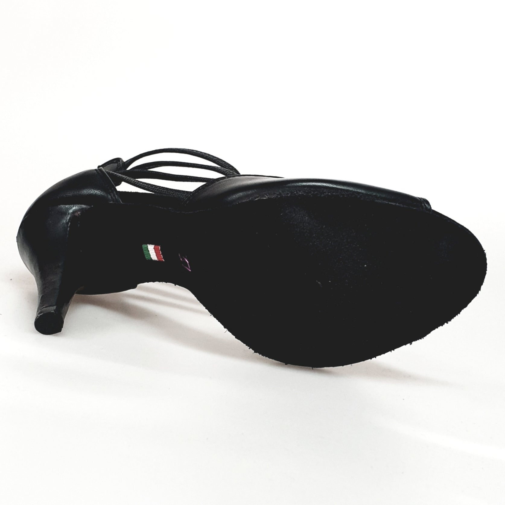 Sandalo donna Lilith Zip in pelle nera con zip sul tallone e elastici neri, scarpa Wish Dance Shop, vista frontale.