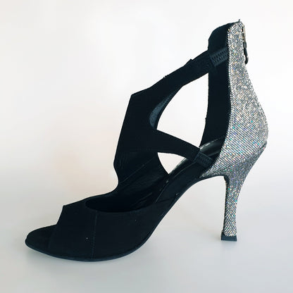 Scarpa donna Desiré in camoscio nero e multicolore con dettagli argento, sandalo elegante e comodo.