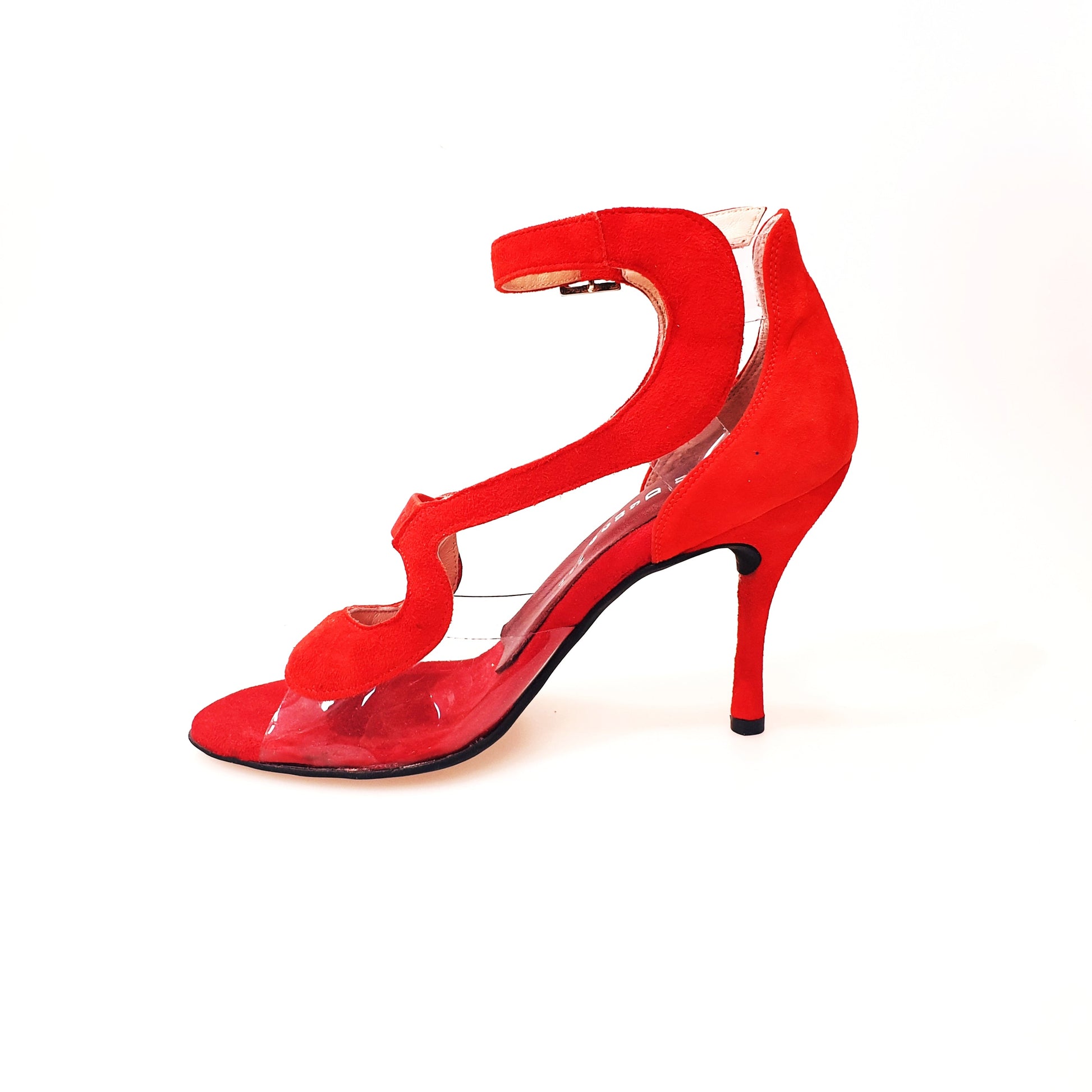 Sandalo donna Angela in camoscio rosso con dettagli in plexiglass, scarpa Wish Dance Shop elegante e alla moda.