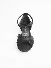 Carica immagine nella Galleria, Annette QB (28QB) - Scarpa da Ballo Basica da Bambina in Raso Seta Nero Nodino con 6 fascette e cinturino doppio sulla caviglia
