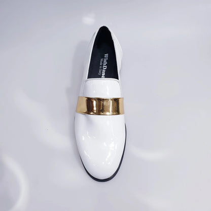Mocassino in vernice bianca con fascia oro, scarpa Wish Dance Shop, rivestimento in vera pelle italiana, elegante e raffinato.