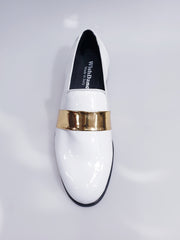 Carica immagine nella Galleria, Jackson (PJ) - Mocassino in Vernice Bianca e Fascia Oro Foderato in Vera Pelle Italiana
