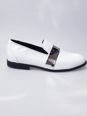 Carica immagine nella Galleria, Jackson (PJ) - Mocassino in Vernice Bianca e Fascia Argento Foderato in Vera Pelle Italiana
