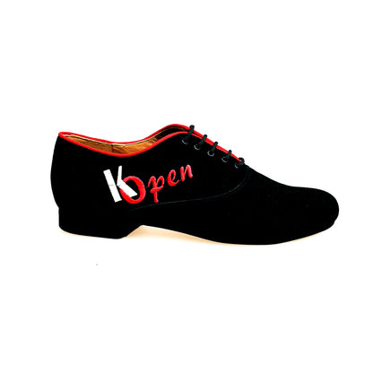 Scarpa da uomo Malaga MS07 K.Open in camoscio nero con ricamo Kizomba, modello Oxford con chiusura stringata e design elegante.