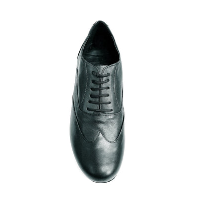 Scarpa stringata Fred MS12 in pelle nera con punta tonda, stile Oxford, con coda di rondine, suola in gomma, forma classica.