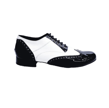 Scarpa stringata Adone MS14 Wish Dance Shop in vernice nera e bianca, forma tonda, stile Oxford Brogue con coda di rondine