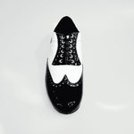 Carica immagine nella Galleria, Adone (MS14) - Stringata Coda di Rondine Mod. Oxford Brogue Scarpa in Vernice Nera e Vernice Bianca Forma Tonda
