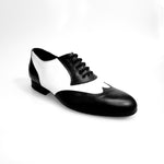 Load image into Gallery viewer, COTISO (108N) - Stringata a Coda di Rondine Mod. Oxford in Pelle Nera e Pelle Bianca
